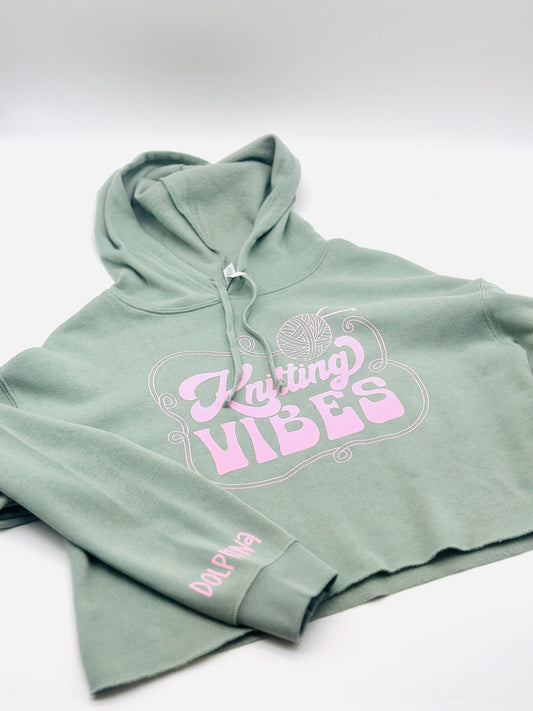 Cropped hoodie - Knitting Vibes (sage)